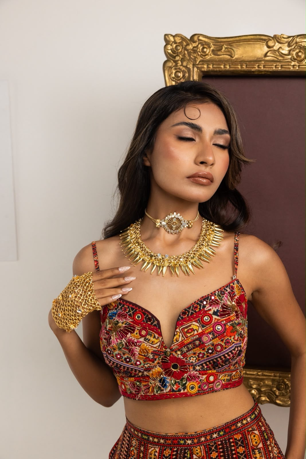 Kahani Choker