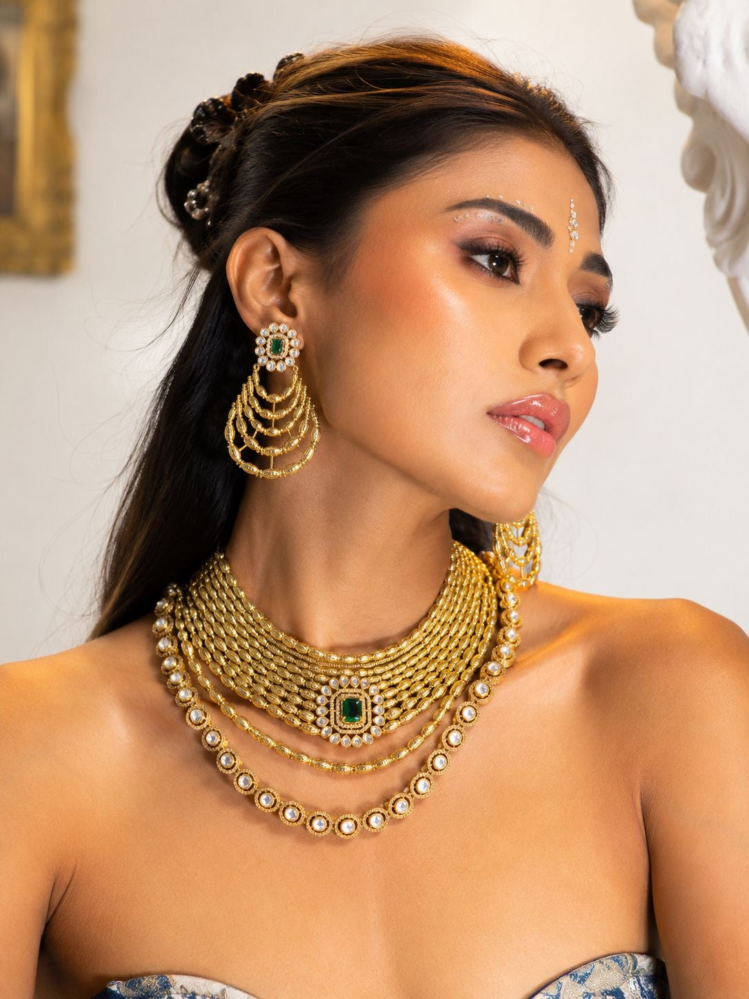Silsila Choker