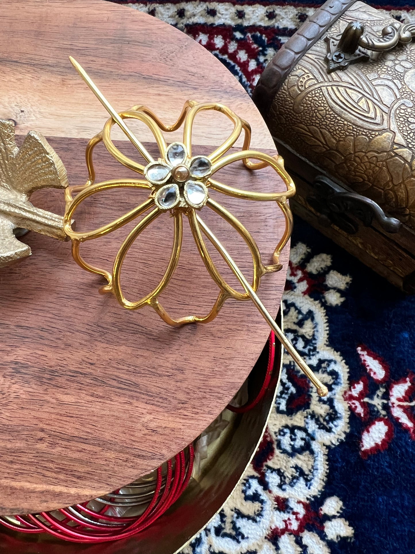 Bijli Bun Cage Hairpiece