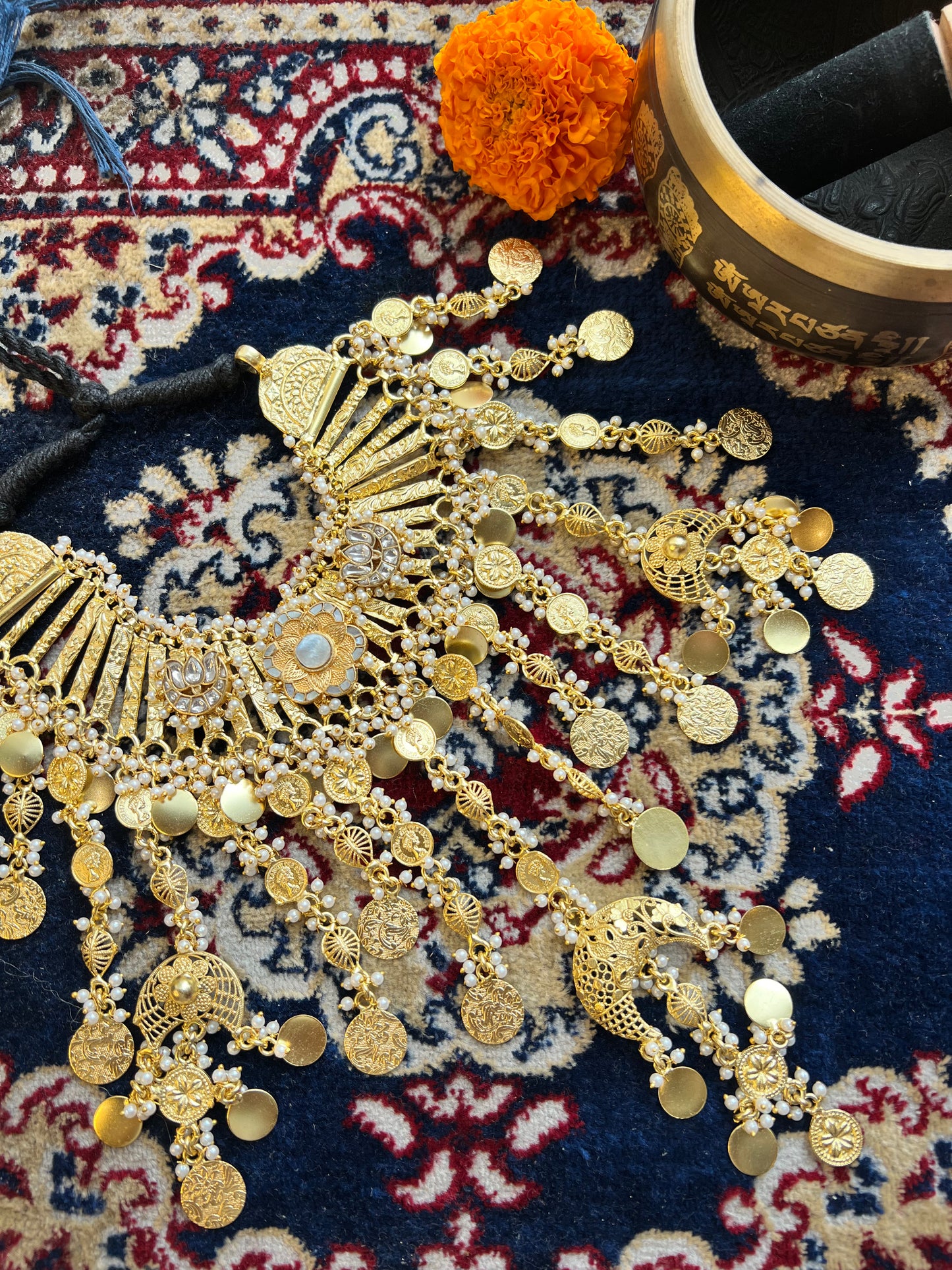 Ghoom Ghar Choker