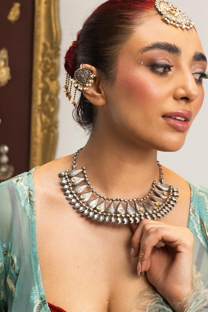 Pankhuri Choker