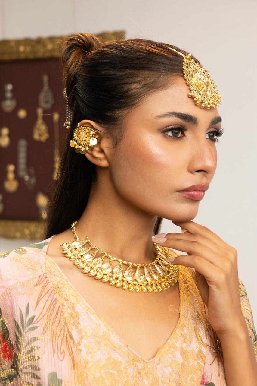 Pankhuri Choker