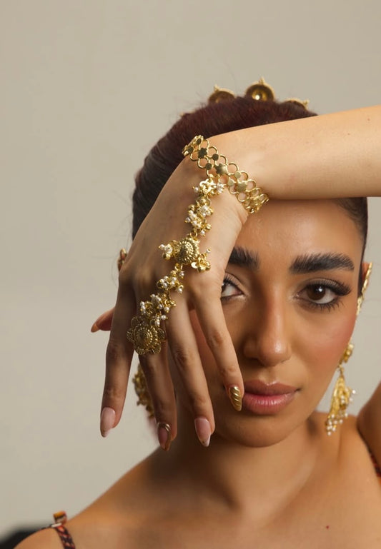 Adaa handcuff