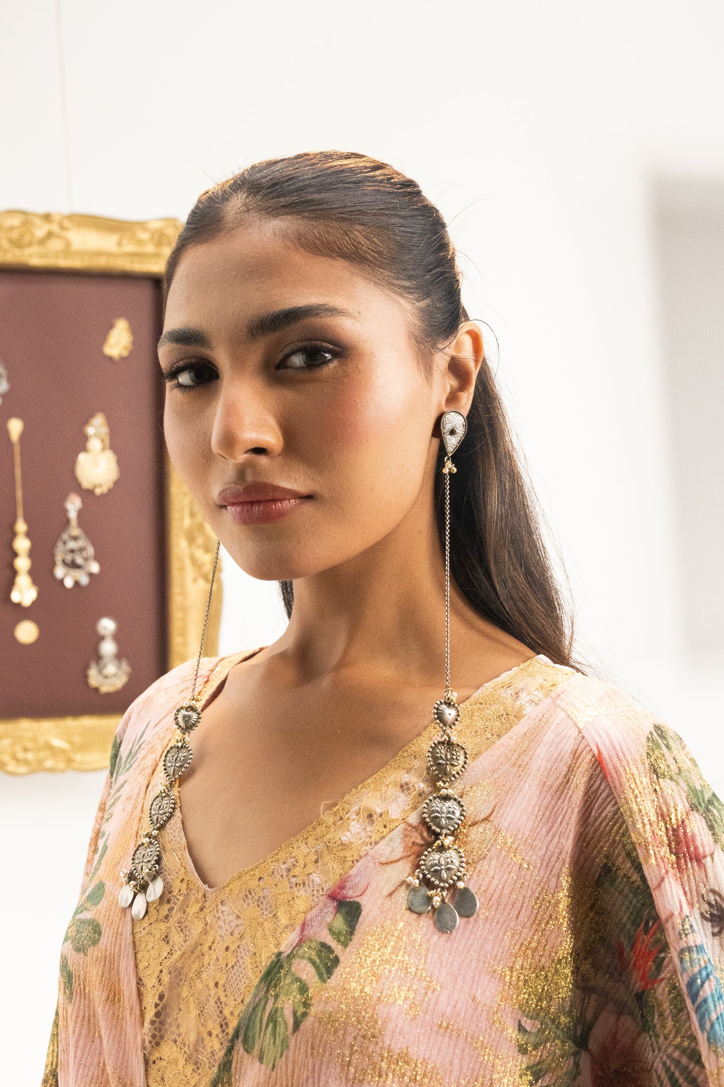 Chitra Danglers