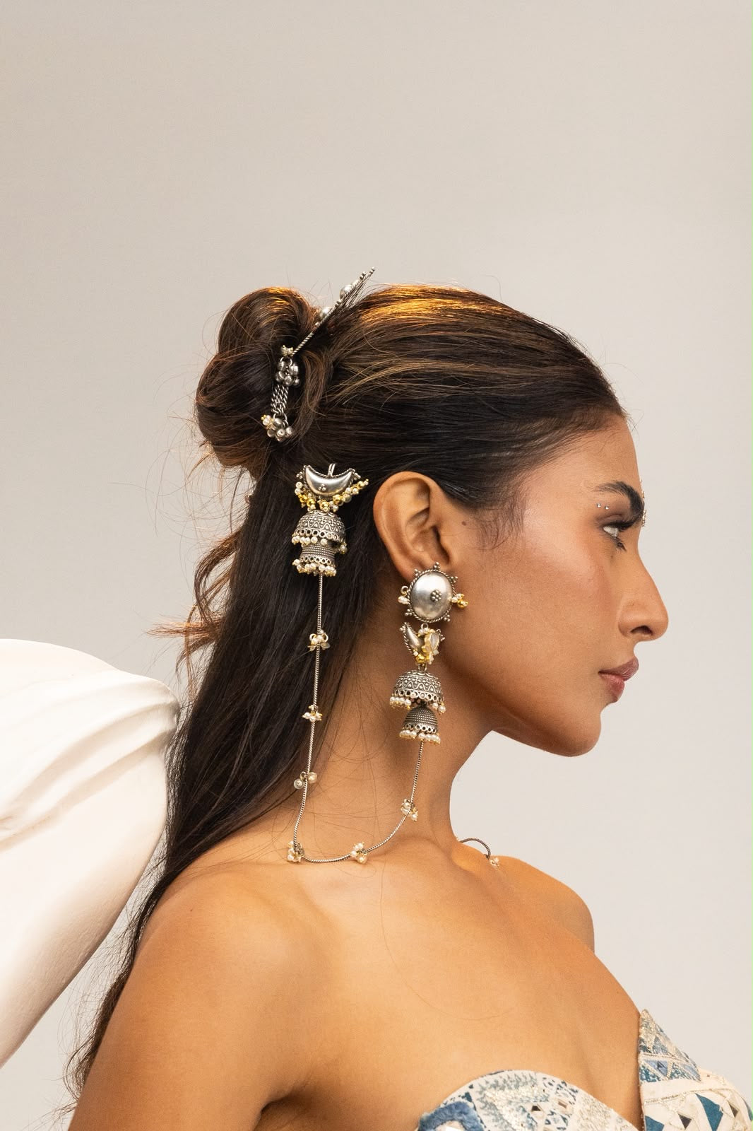 Lamha Jhumkas