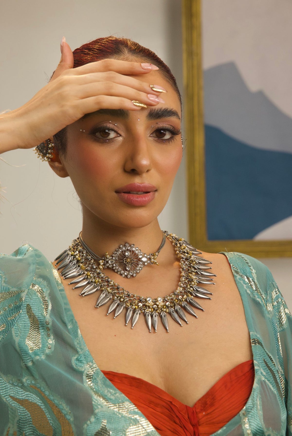 Kahani Choker
