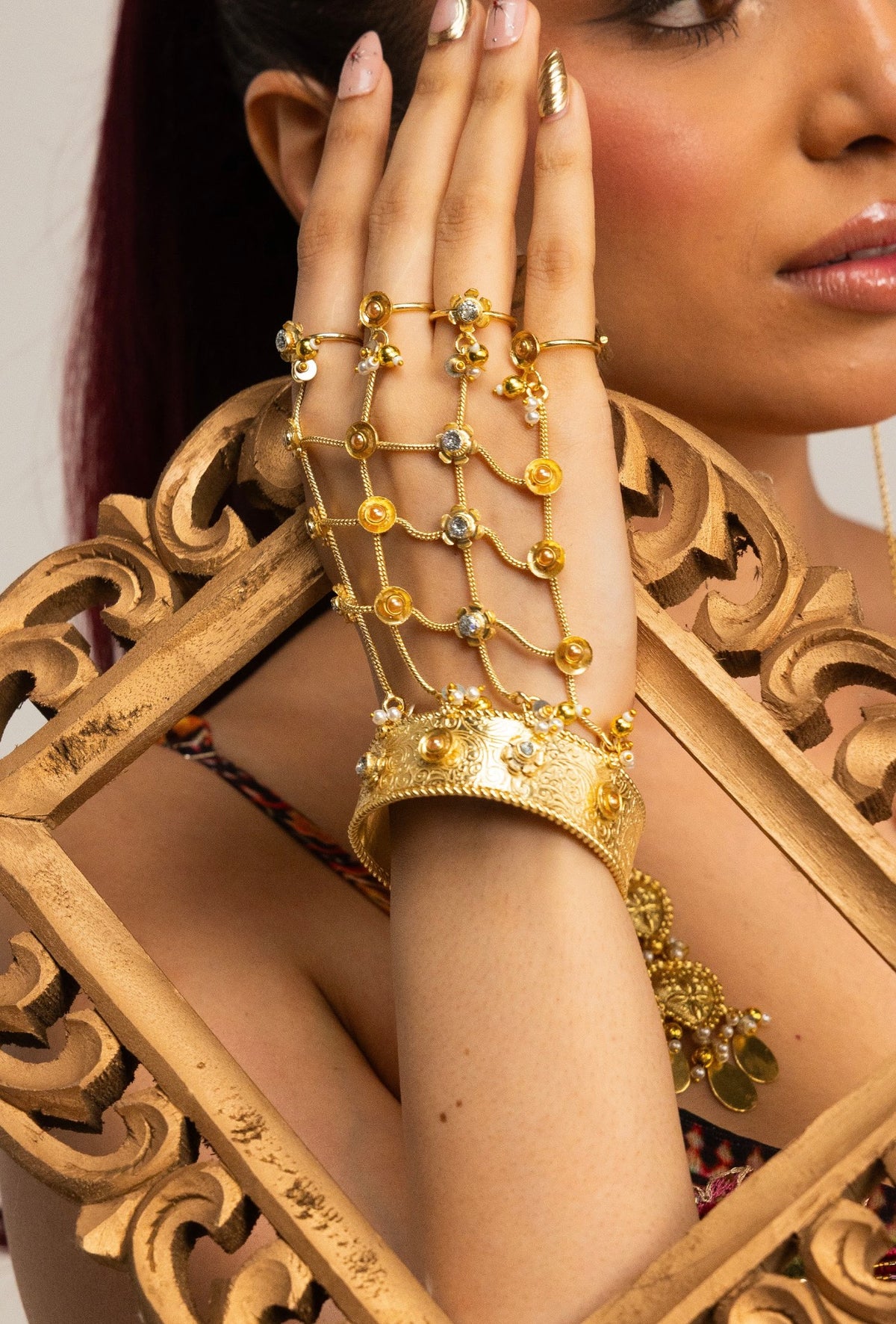 Gulabo Handcuff