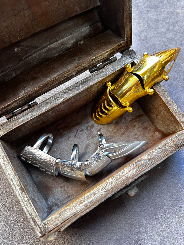 Claw Ring