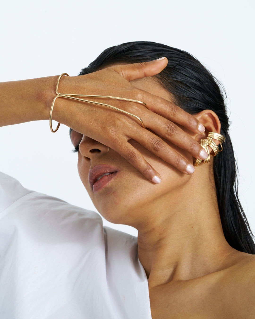 Lou Hand Cuff