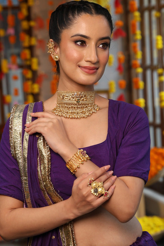 Saheli Choker