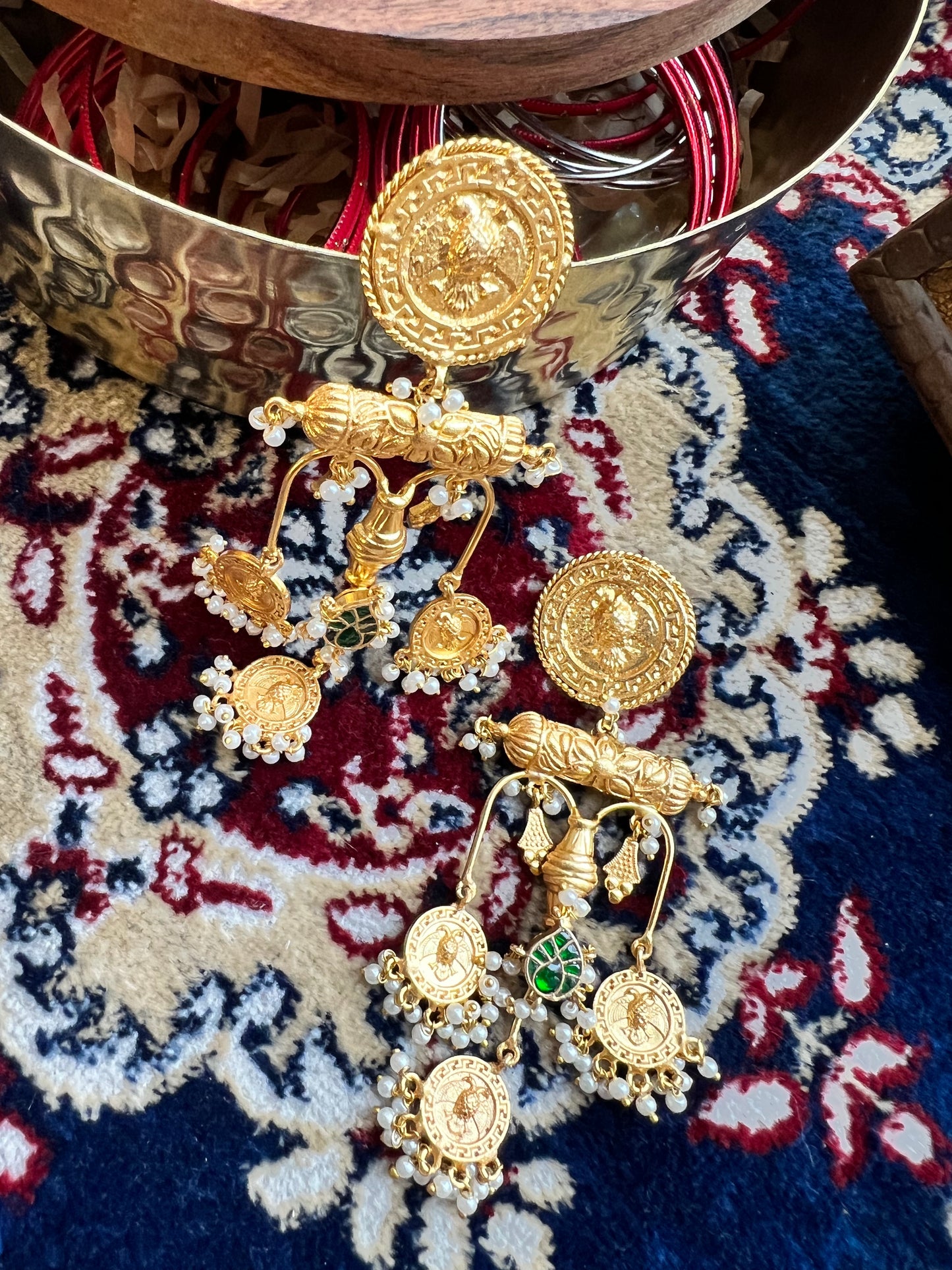 Tohfa Danglers